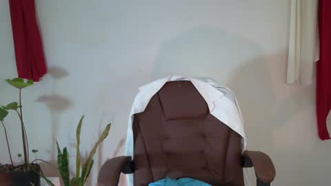 Snapshot of maxtopboy chatting on January 13, 2025, 4:39 am Max online show from January 13, 2025, 4:39 am