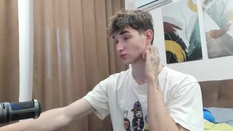 maxwellchik online show from October 3, 2025, 1:30 pm