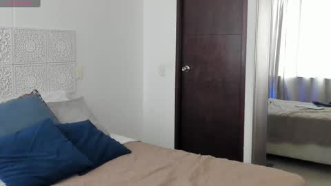 Victoria online show from September 17, 2025, 8:43 pm