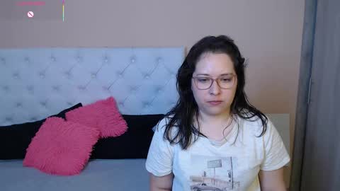 May online show from January 17, 2026, 12:59 am