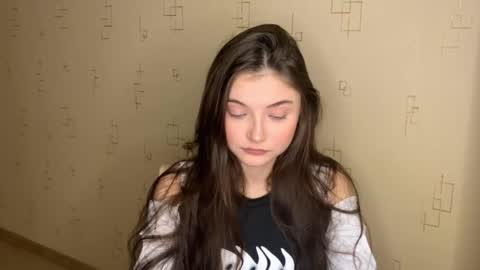 may online show from November 8, 2025, 2:39 pm