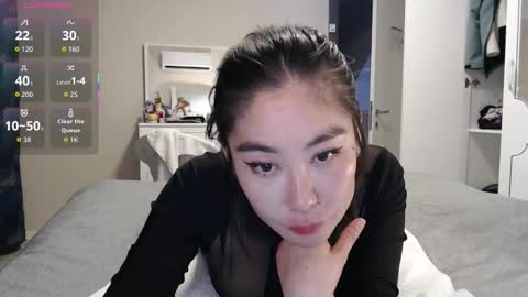 maya_kumashiro online show from January 18, 2026, 10:02 pm