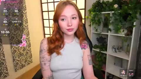 Snapshot of maya_light chatting on February 15, 2025, 1:42 am Maya online show from February 15, 2025, 1:42 am