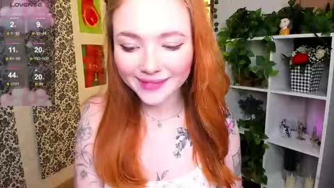Snapshot of maya_light chatting on March 2, 2025, 8:05 am Maya online show from March 2, 2025, 8:05 am