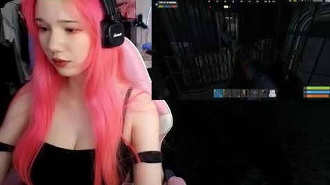 Maya Viola online show from December 4, 2025, 6:12 am