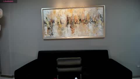 M A Y A    H O F F M A N online show from February 18, 2026, 11:17 am