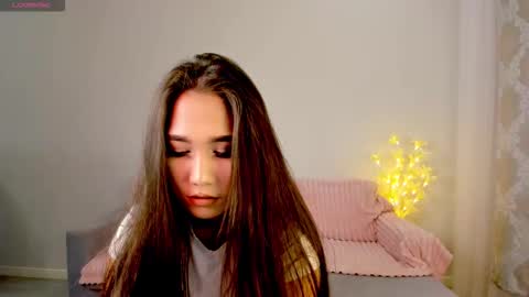 Snapshot of mayamei chatting on February 5, 2026, 1:16 pm Mia online show from February 5, 2026, 1:16 pm