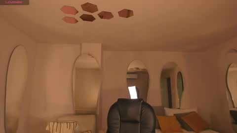 Maya online show from February 9, 2026, 4:49 am