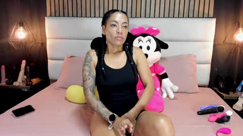 Snapshot of mayarusell01 chatting on January 26, 2025, 9:19 am Nicolle Ruselle Hello my lovely schedule for great fun from 630 am and end 800 pm Colombian time I wait for you online show from January 26, 2025, 9:19 am