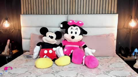 Snapshot of mayarusell01 chatting on January 29, 2025, 5:35 pm Nicolle Ruselle Hello my lovely schedule for great fun from 630 am and end 800 pm Colombian time I wait for you online show from January 29, 2025, 5:35 pm