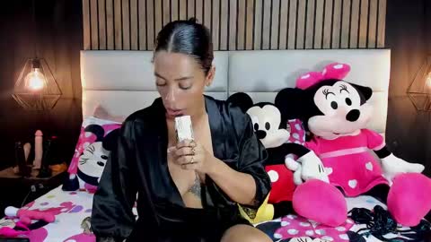 Snapshot of mayarusell01 chatting on February 9, 2025, 6:16 pm Nicolle Ruselle Hello my lovely schedule for great fun from 630 am and end 800 pm Colombian time I wait for you online show from February 9, 2025, 6:16 pm