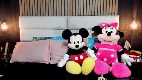 Snapshot of mayarusell01 chatting on February 16, 2025, 12:52 am Nicolle Ruselle Hello my lovely schedule for great fun from 630 am and end 800 pm Colombian time I wait for you online show from February 16, 2025, 12:52 am