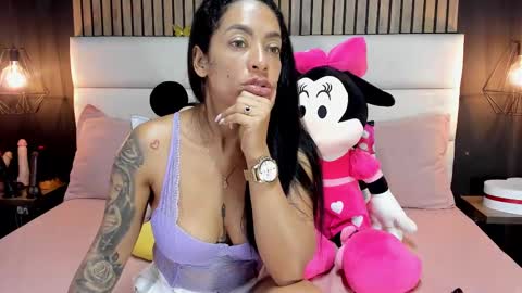 Snapshot of mayarusell01 chatting on February 23, 2025, 2:46 pm Nicolle Ruselle Hello my lovely schedule for great fun from 630 am and end 800 pm Colombian time I wait for you online show from February 23, 2025, 2:46 pm