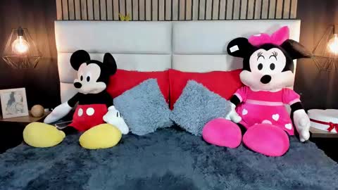 Snapshot of mayarusell01 chatting on February 28, 2025, 7:35 pm Nicolle Ruselle Hello my lovely schedule for great fun from 630 am and end 800 pm Colombian time I wait for you online show from February 28, 2025, 7:35 pm