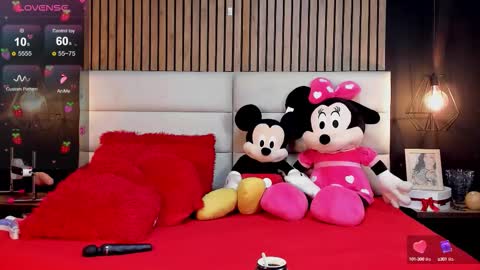 Snapshot of mayarusell01 chatting on September 27, 2025, 10:48 pm Nicolle Ruselle Hello my lovely schedule for great fun from 630 am and end 800 pm Colombian time I wait for you online show from September 27, 2025, 10:48 pm