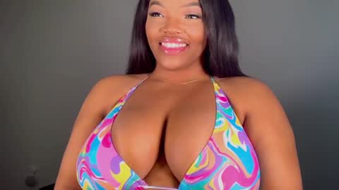 MayBabi online show from February 5, 2025, 11:55 am