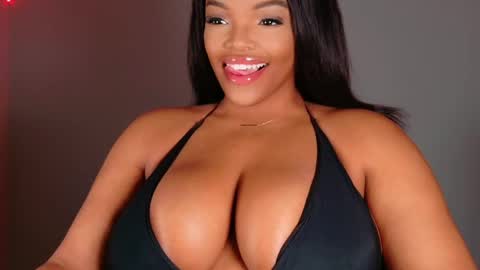 MayBabi online show from March 4, 2025, 11:19 am