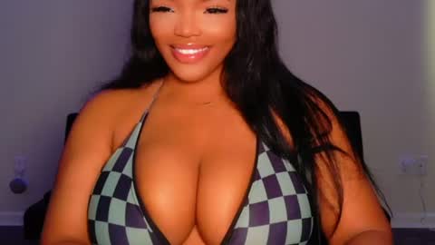 MayBabi online show from July 4, 2026, 12:22 pm