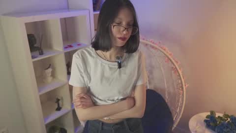 Snapshot of maybellas chatting on February 15, 2025, 12:43 pm Angie online show from February 15, 2025, 12:43 pm