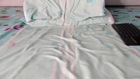 Maybelline69 online show from February 20, 2026, 7:47 pm