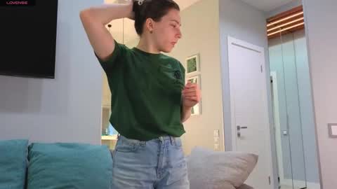 My name Casey  online show from September 30, 2025, 4:06 am