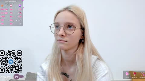 Megan online show from December 26, 2024, 6:41 am