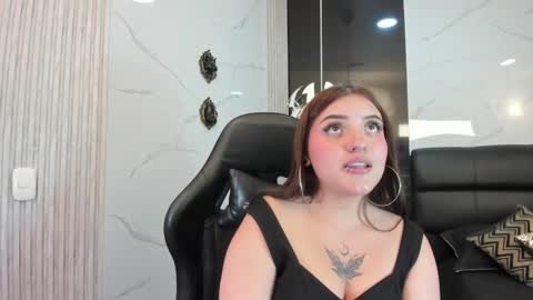 Maylin online show from February 12, 2025, 5:05 am