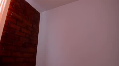 may online show from February 5, 2025, 2:16 pm