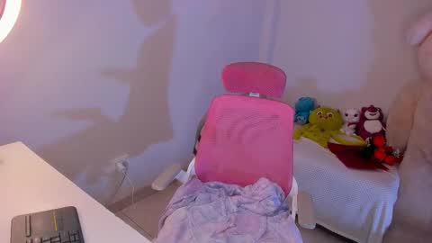 may online show from February 12, 2026, 9:32 pm