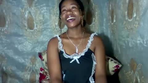 Snapshot of mayrah5 chatting on February 21, 2026, 5:52 am mayrah online show from February 21, 2026, 5:52 am