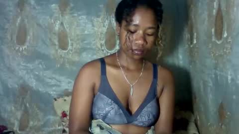 Snapshot of mayrah5 chatting on February 25, 2026, 6:34 am mayrah online show from February 25, 2026, 6:34 am