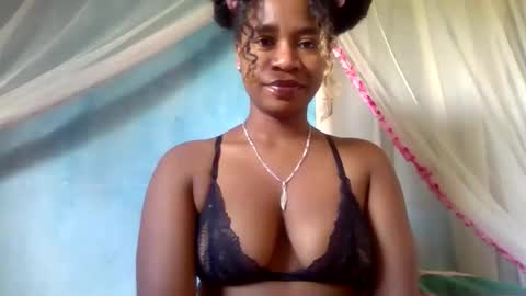 mayrah online show from May 10, 2026, 6:29 am