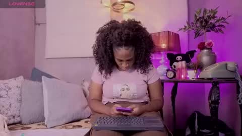 Snapshot of mayte_williamsath chatting on July 22, 2026, 12:19 pm Maite online show from July 22, 2026, 12:19 pm