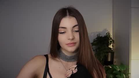 mayttease online show from November 8, 2025, 11:47 pm