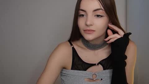 mayttease online show from November 21, 2025, 7:18 am