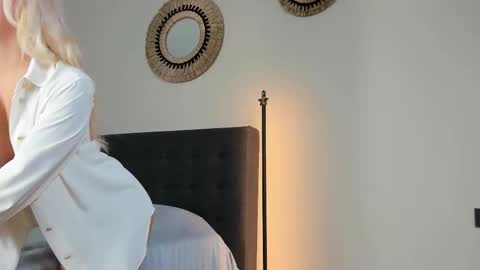 mazekyn online show from February 15, 2026, 9:00 pm