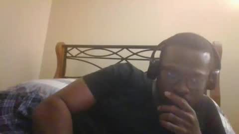 Snapshot of mbsupreme chatting on May 26, 2026, 3:02 am Mark online show from May 26, 2026, 3:02 am