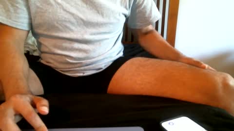 mcbuster11 online show from April 17, 2026, 9:07 pm