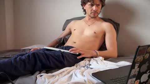 mcklister online show from April 5, 2026, 1:19 pm