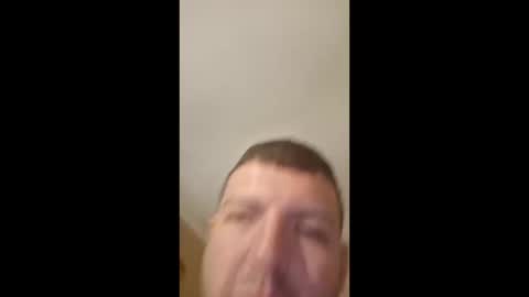 Mcmuffin1827 online show from April 19, 2026, 6:56 am