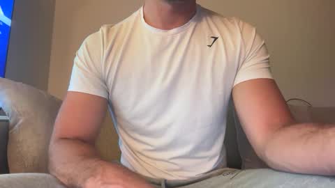 Snapshot of mcr8080 chatting on February 8, 2026, 6:28 am mcr8080 online show from February 8, 2026, 6:28 am