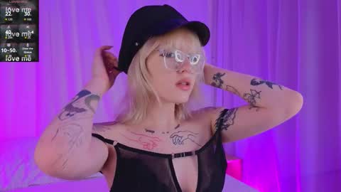 Roze online show from February 19, 2026, 6:53 am