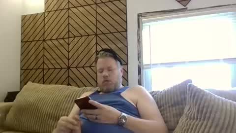 Snapshot of me2283 chatting on May 11, 2026, 5:54 pm me2283 online show from May 11, 2026, 5:54 pm