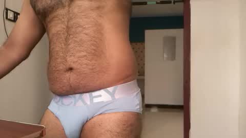 me_hai12 online show from February 20, 2026, 11:43 am