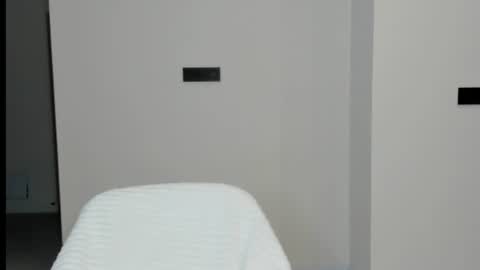 Snapshot of me_lina_ chatting on July 24, 2026, 6:50 pm Alice online show from July 24, 2026, 6:50 pm