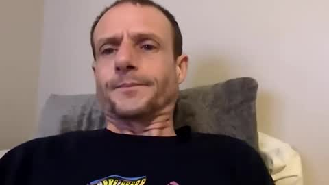 Snapshot of meanfinger chatting on March 11, 2026, 10:32 am Jizzy online show from March 11, 2026, 10:32 am