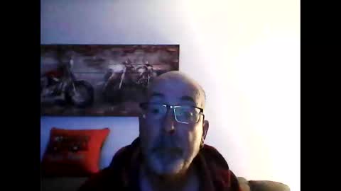 me at home online show from May 28, 2026, 9:17 am