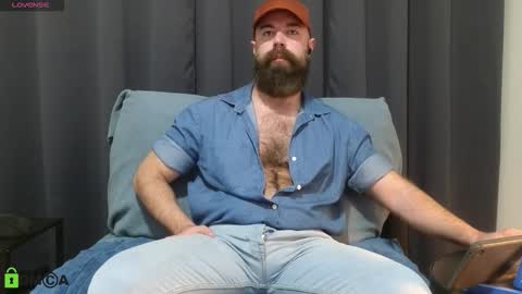 Meaty Roll online show from January 6, 2026, 3:21 am