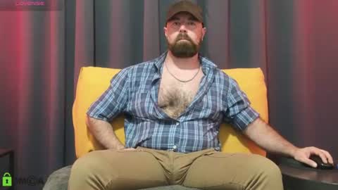 Snapshot of meaty_roll chatting on July 14, 2026, 1:19 am Meaty Roll online show from July 14, 2026, 1:19 am