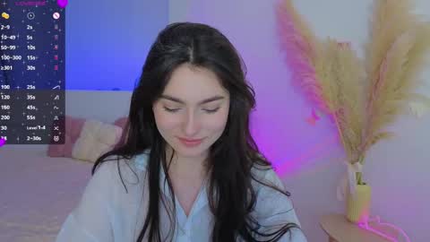 Dina online show from May 19, 2026, 9:32 pm